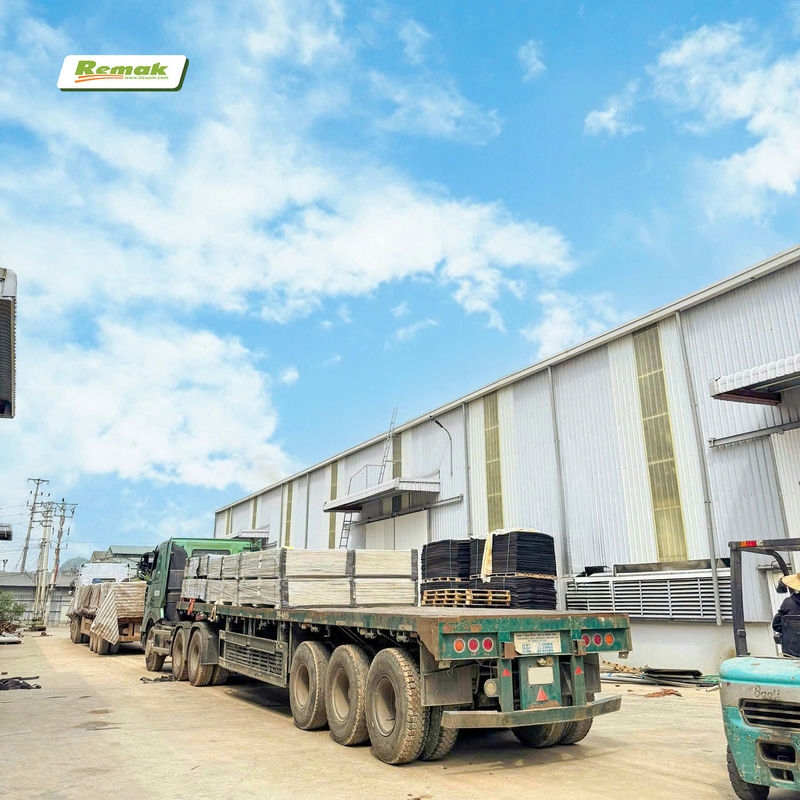 Remak cũng cấp hàng chục nghìn tấm cách âm SoundOFF Barrier cho công trình trường học Vinschool